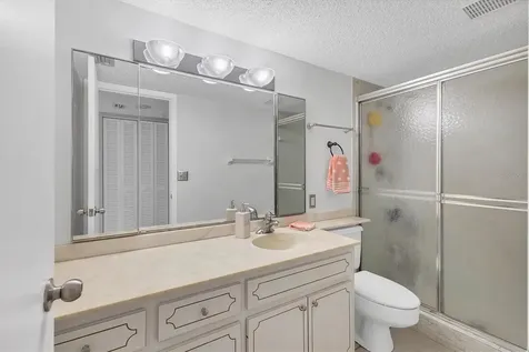 2446 Clubhouse Circle Sarasota FL 34232