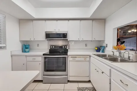 2446 Clubhouse Circle Sarasota FL 34232