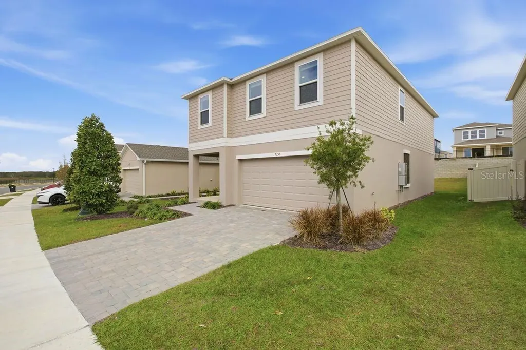 7351 Capstone Drive Groveland FL 34736