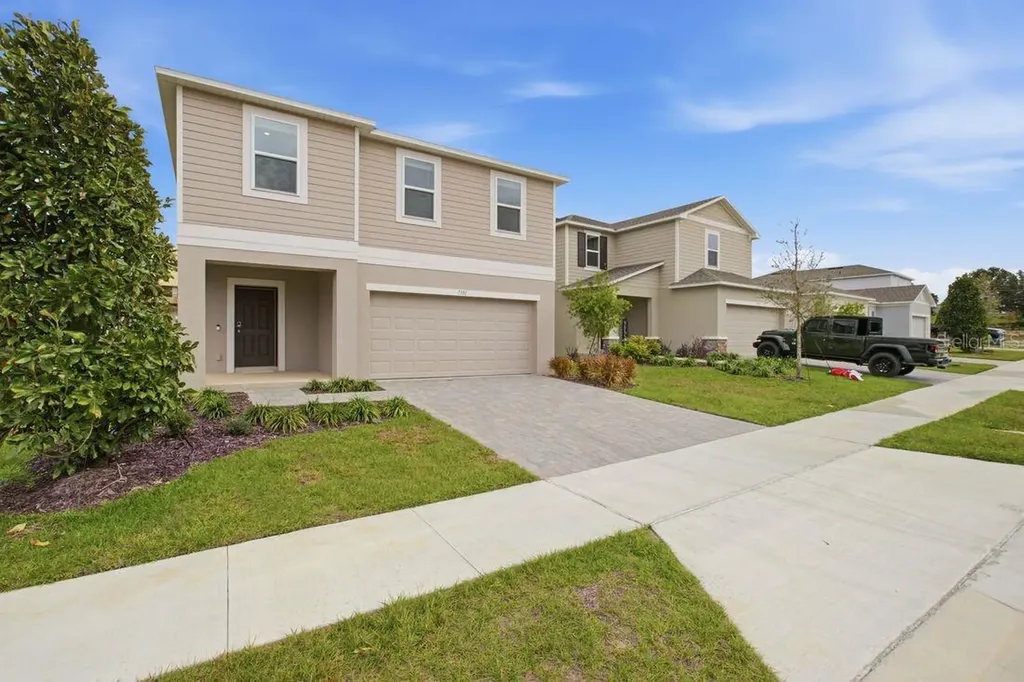 7351 Capstone Drive Groveland FL 34736
