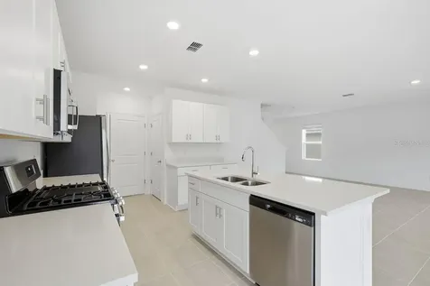 7351 Capstone Drive Groveland FL 34736