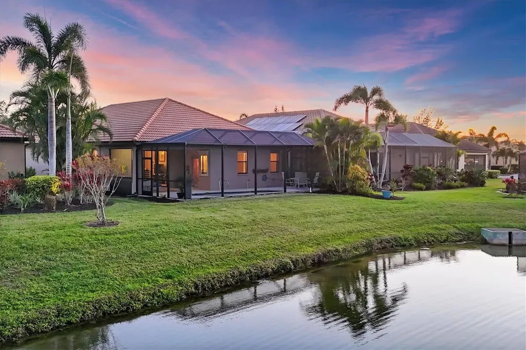 3715 80th Drive E Sarasota FL 34243