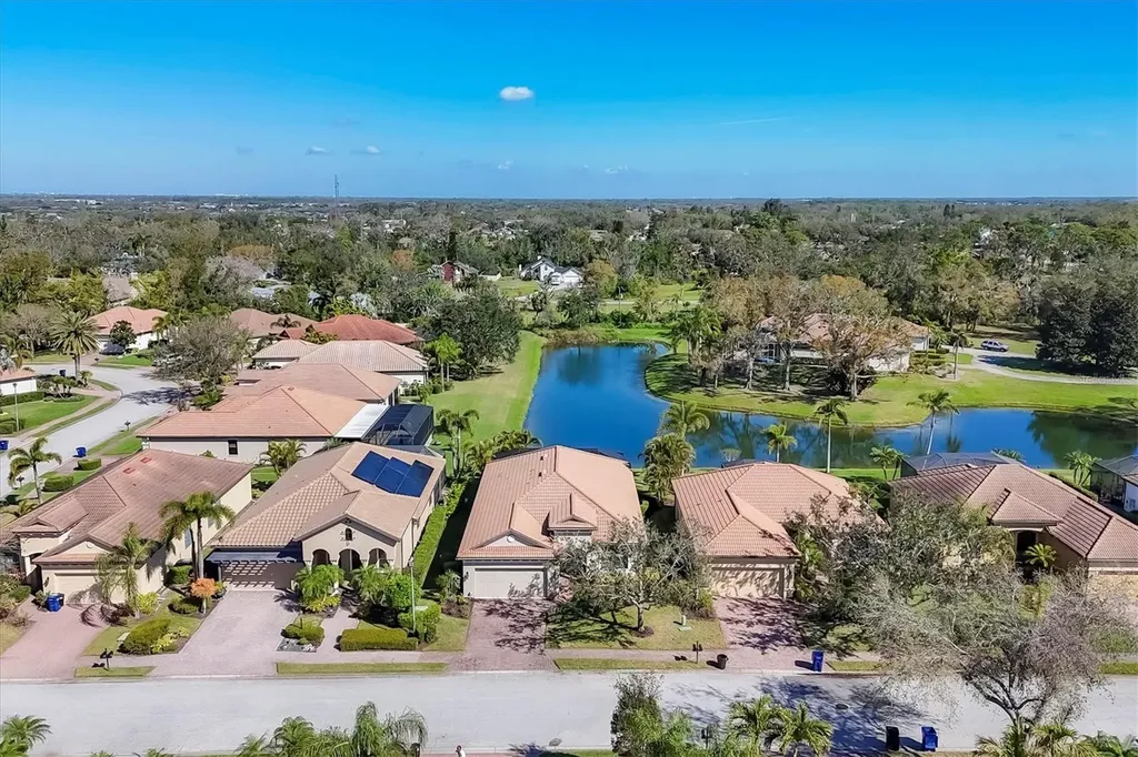 3715 80th Drive E Sarasota FL 34243