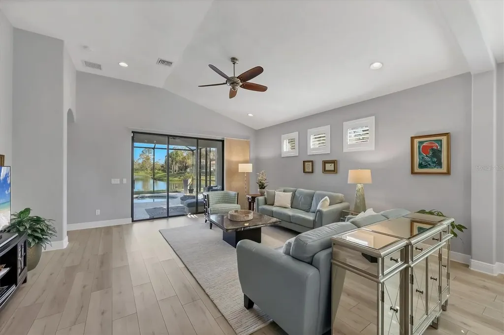 3715 80th Drive E Sarasota FL 34243