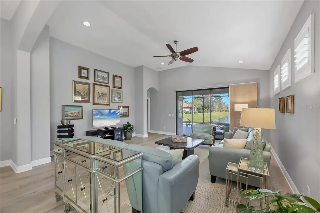 3715 80th Drive E Sarasota FL 34243
