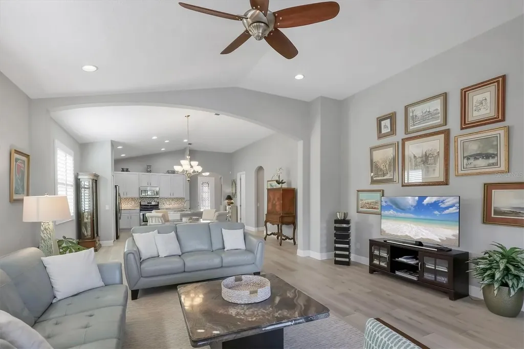 3715 80th Drive E Sarasota FL 34243
