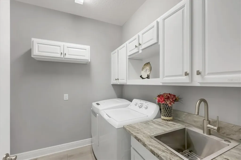 3715 80th Drive E Sarasota FL 34243