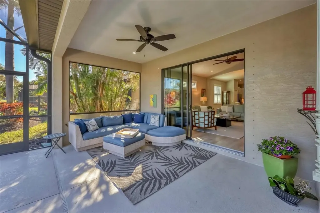 3715 80th Drive E Sarasota FL 34243