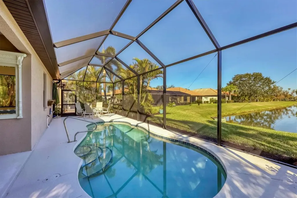 3715 80th Drive E Sarasota FL 34243