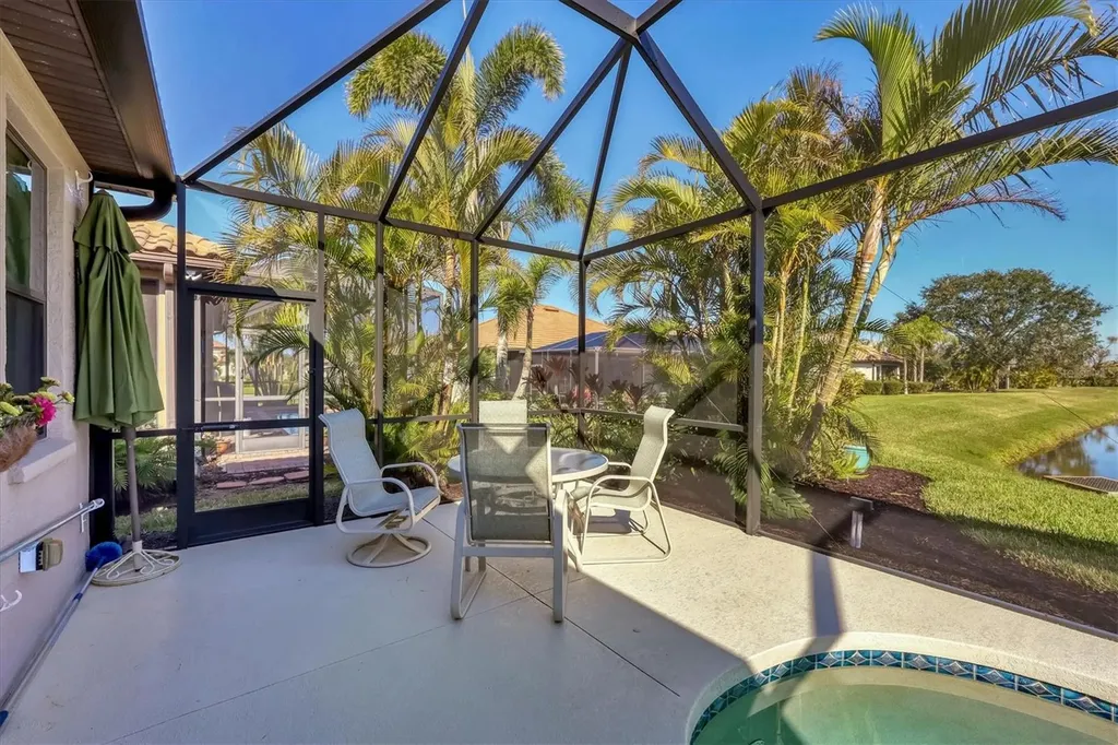 3715 80th Drive E Sarasota FL 34243