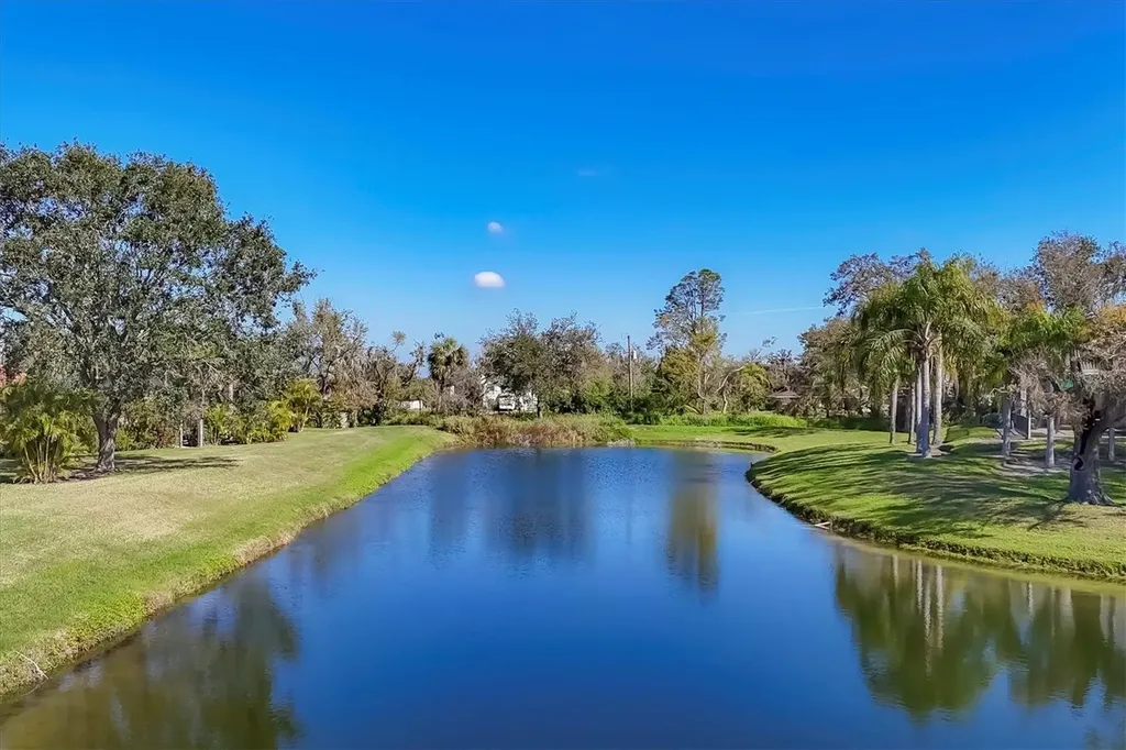3715 80th Drive E Sarasota FL 34243