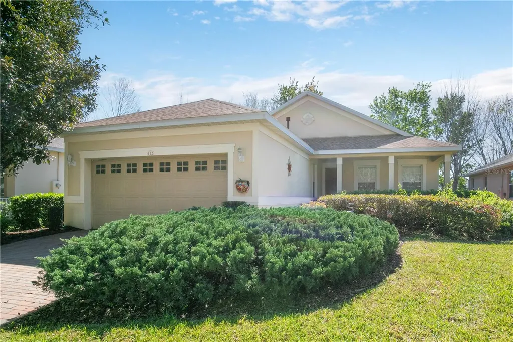 112 Flame Vine Way Groveland FL 34736