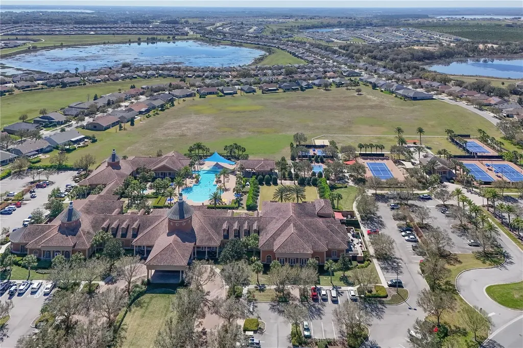 112 Flame Vine Way Groveland FL 34736