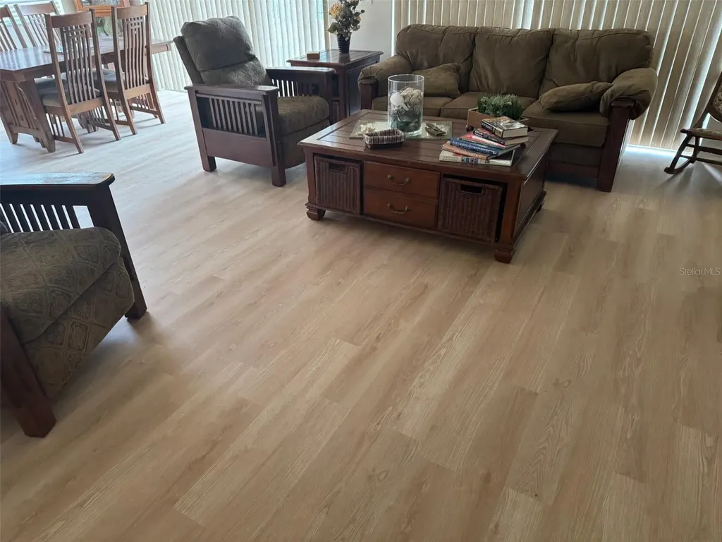 112 Flame Vine Way Groveland FL 34736