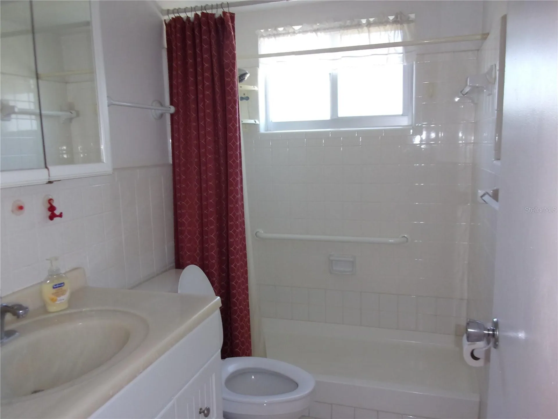 8525 111th Street Seminole FL 33772
