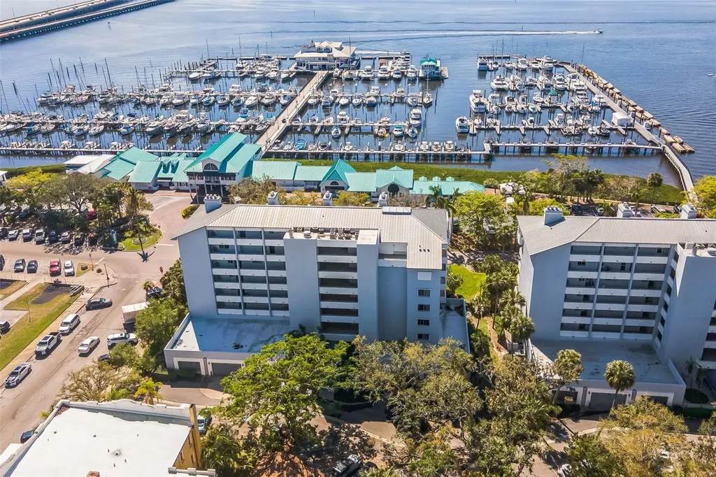1000 Riverside Drive Palmetto FL 34221