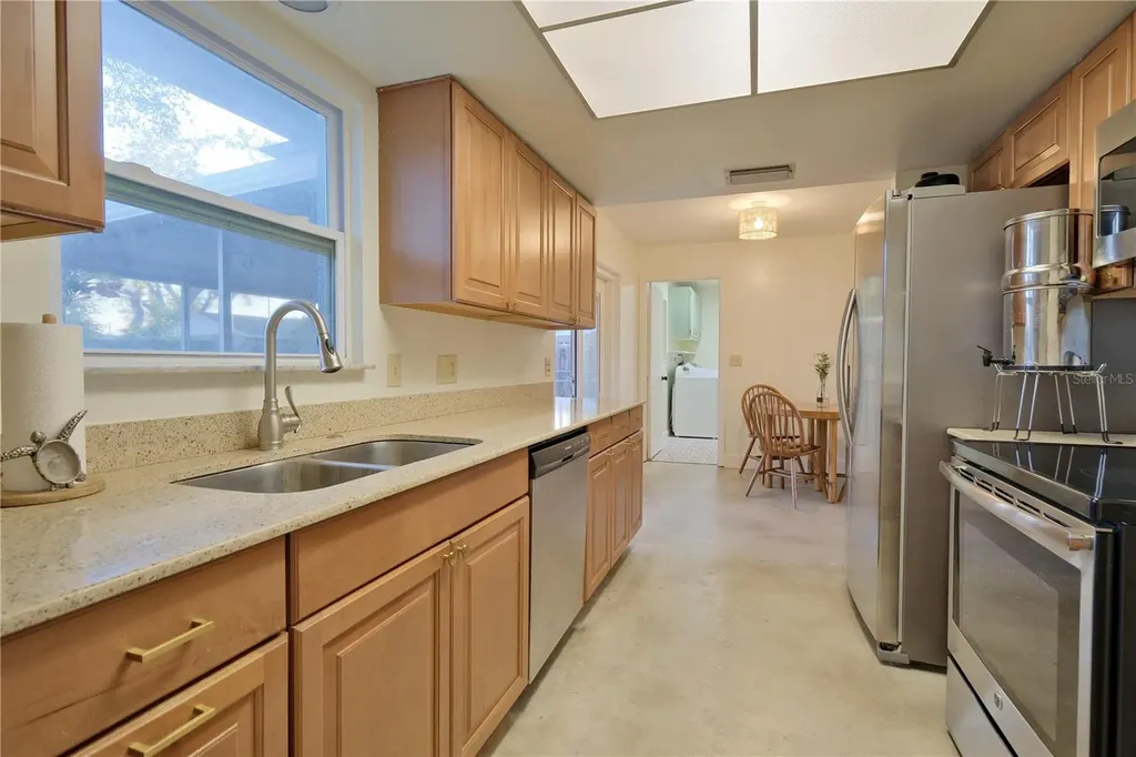 4015 11th Avenue W Bradenton FL 34205