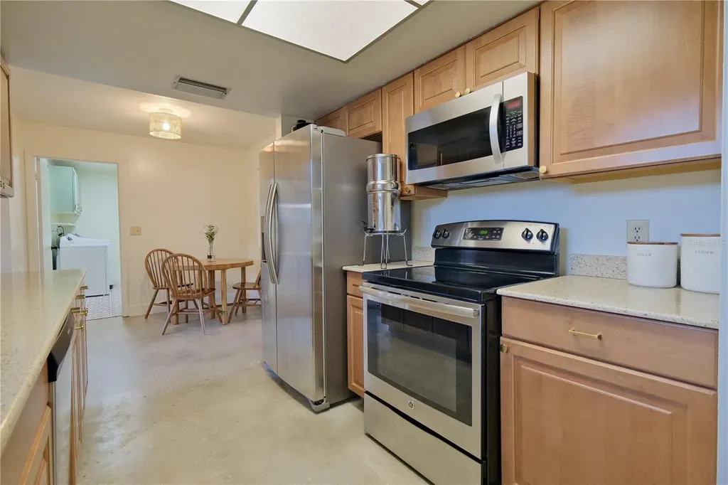 4015 11th Avenue W Bradenton FL 34205