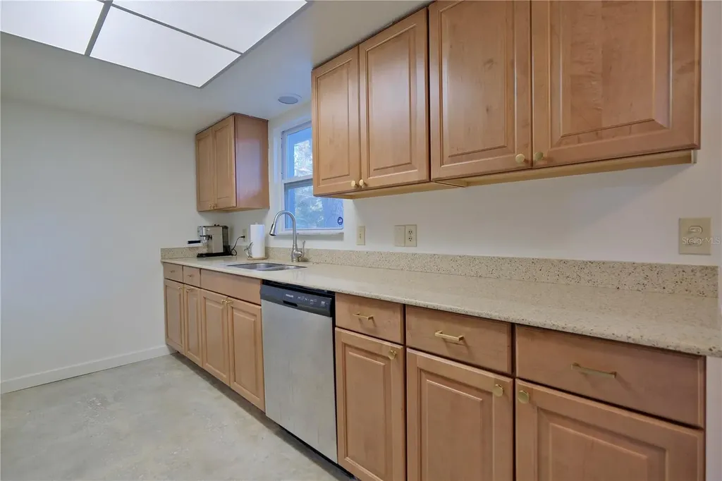 4015 11th Avenue W Bradenton FL 34205