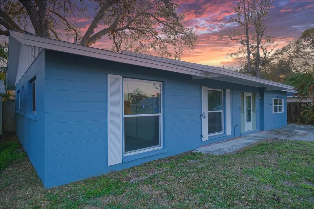 4015 11th Avenue W Bradenton FL 34205