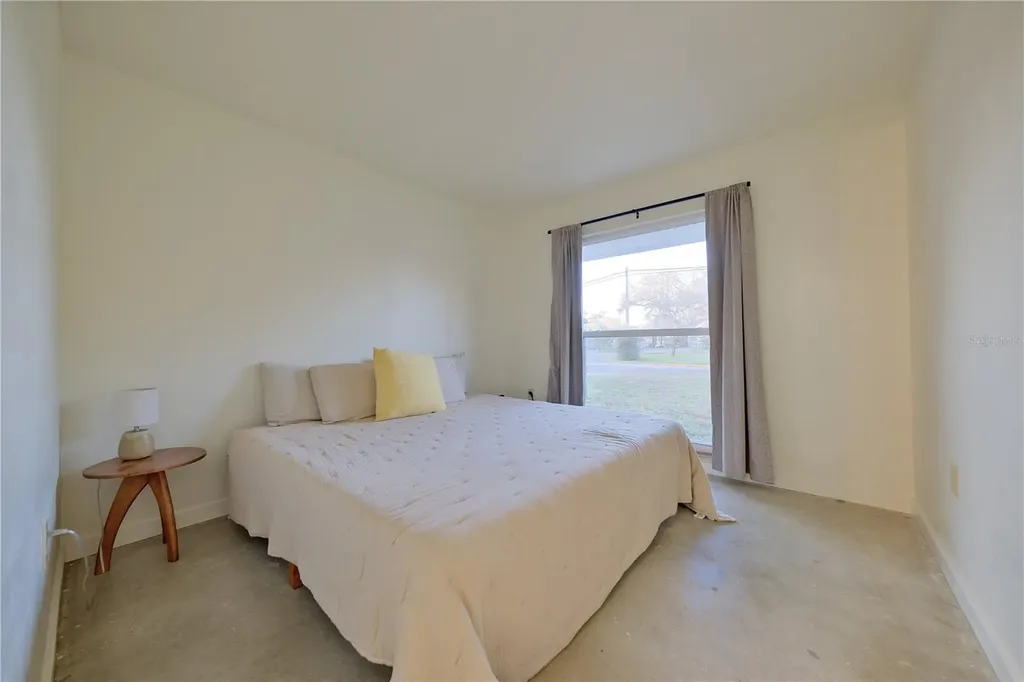 4015 11th Avenue W Bradenton FL 34205