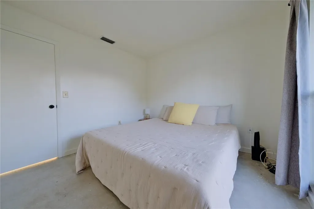 4015 11th Avenue W Bradenton FL 34205