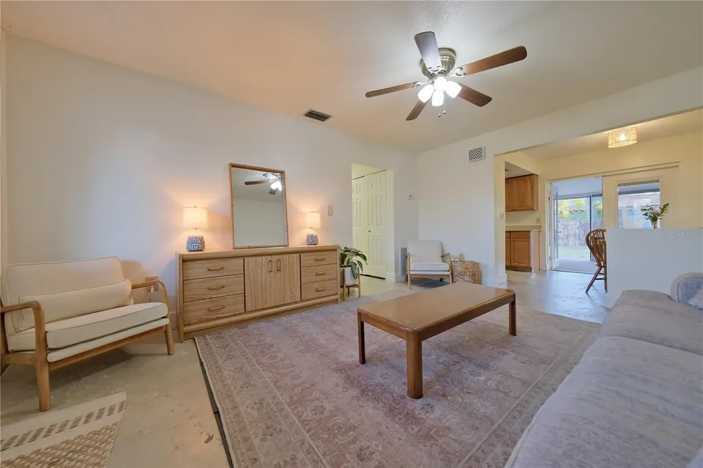 4015 11th Avenue W Bradenton FL 34205