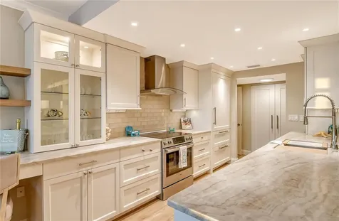 1050 Longboat Club Road Longboat Key FL 34228