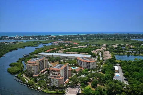5531 Cannes Circle Sarasota FL 34231