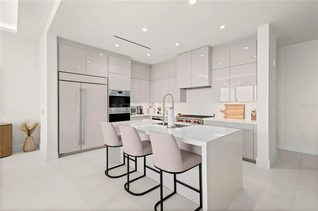 1581 Gulf Of Mexico Drive Longboat Key FL 34228