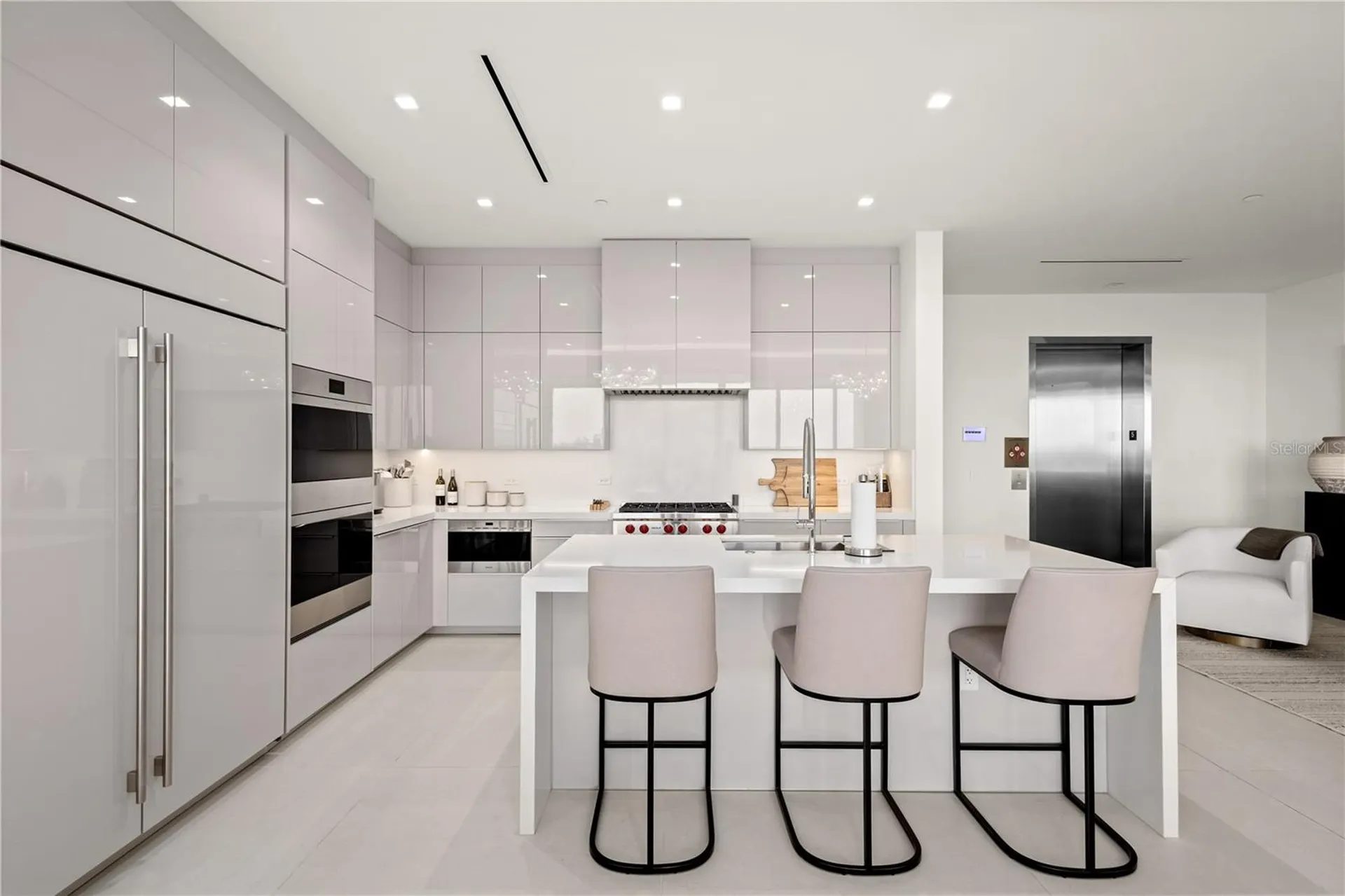 1581 Gulf Of Mexico Drive Longboat Key FL 34228