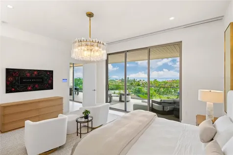 1581 Gulf Of Mexico Drive Longboat Key FL 34228