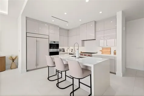 1581 Gulf Of Mexico Drive Longboat Key FL 34228