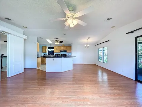 470 Village Circle SW Winter Haven FL 33880