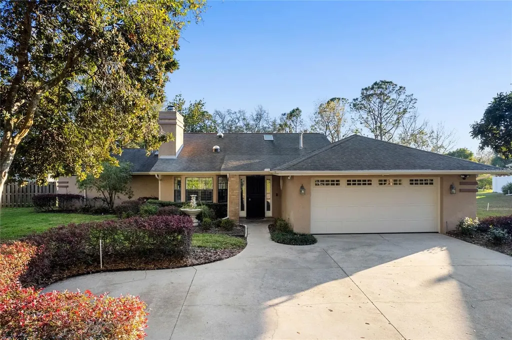 33333 Somerset Drive Leesburg FL 34788
