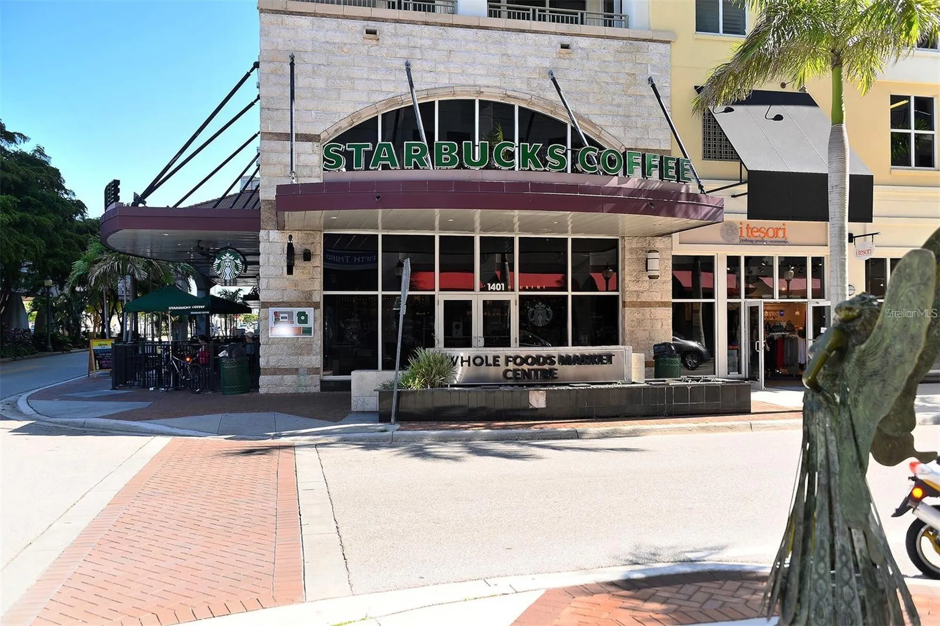 1350 Main Street Sarasota FL 34236