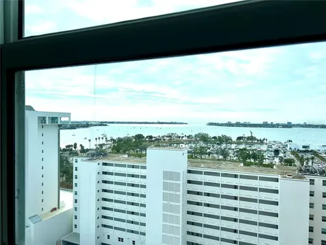 1350 Main Street Sarasota FL 34236