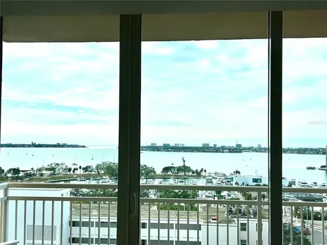 1350 Main Street Sarasota FL 34236