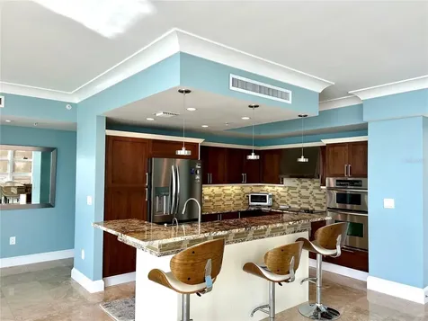 1350 Main Street Sarasota FL 34236