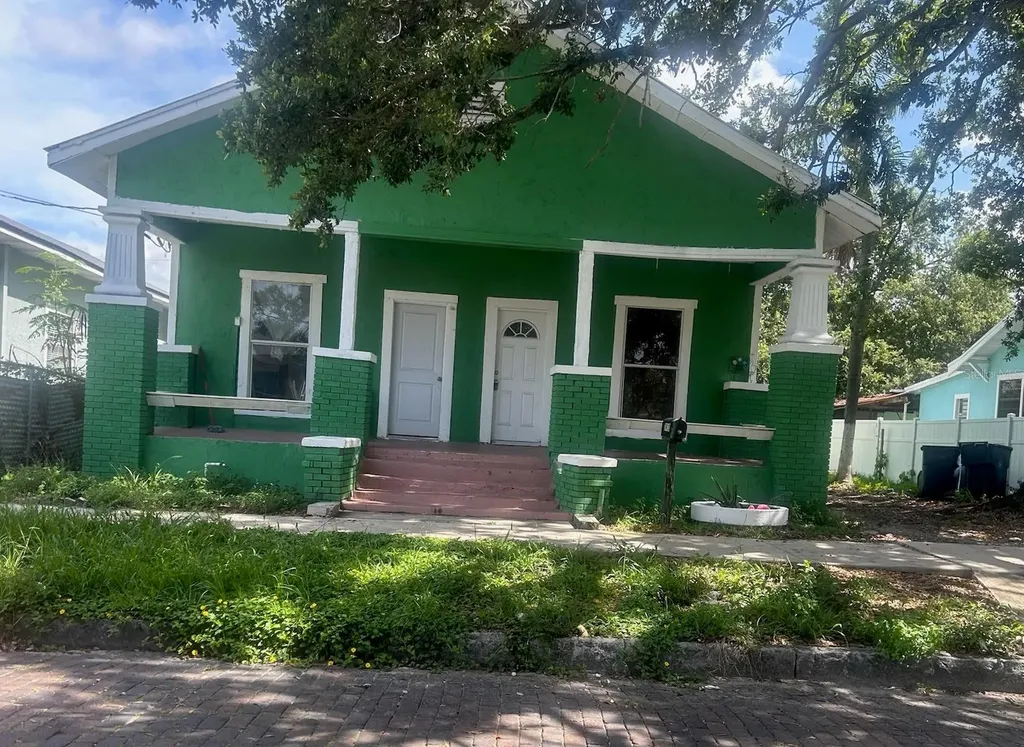 2410 Harper Street Tampa FL 33605