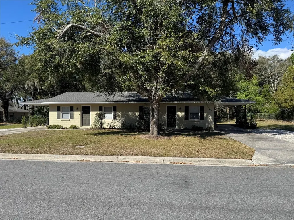 511 Oak Avenue Mount Dora FL 32757