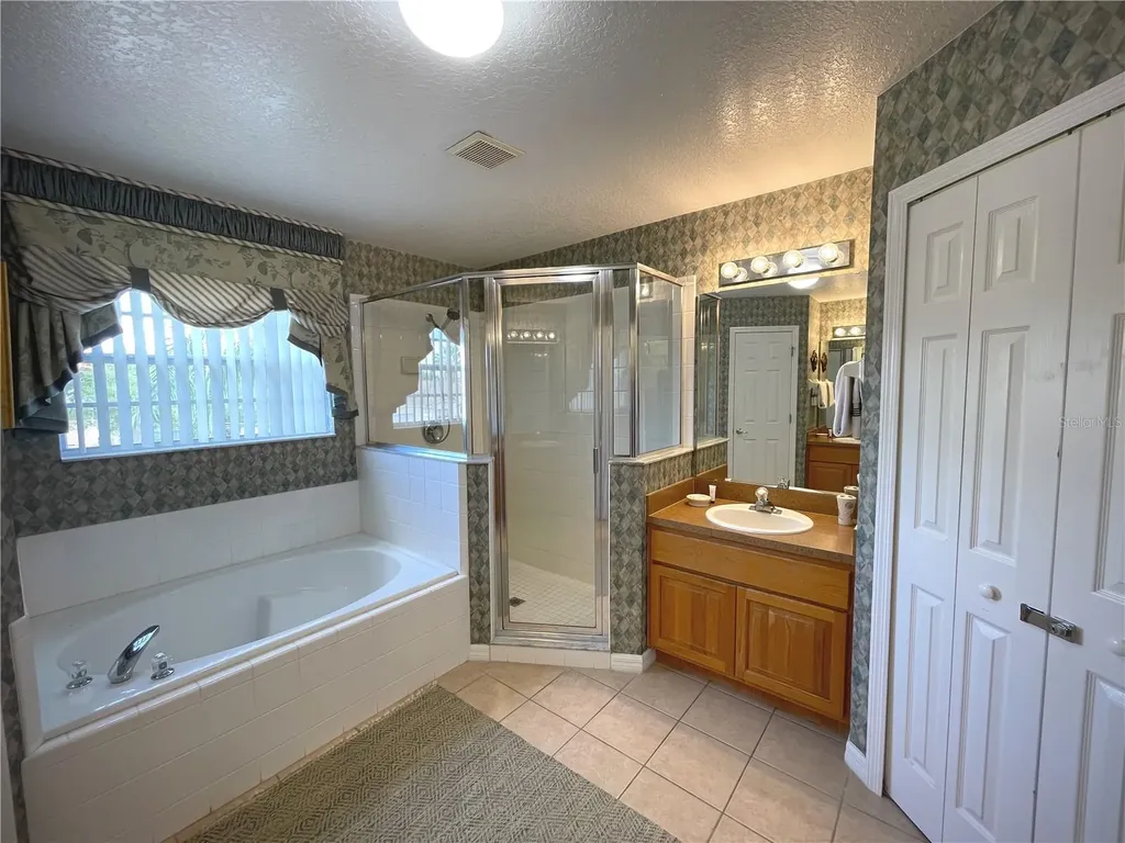 4602 Cumbrian Lakes Drive Kissimmee FL 34746