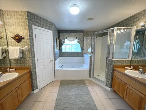 4602 Cumbrian Lakes Drive Kissimmee FL 34746