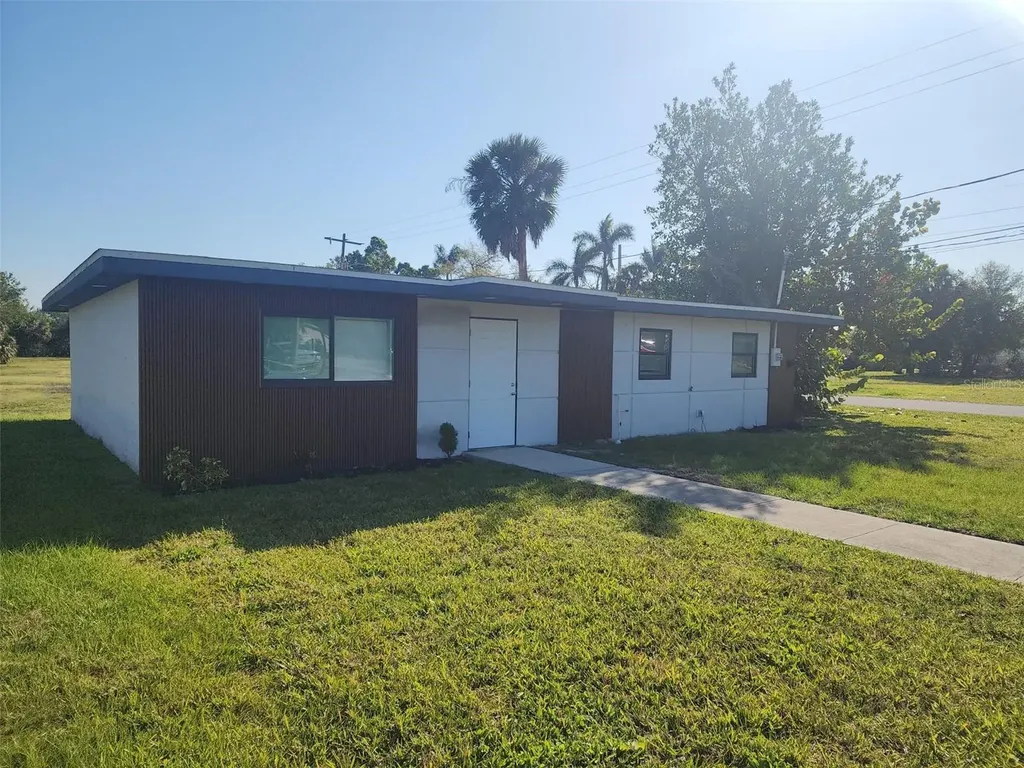 404 Hargreaves Avenue Punta Gorda FL 33950