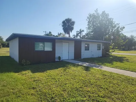 404 Hargreaves Avenue Punta Gorda FL 33950