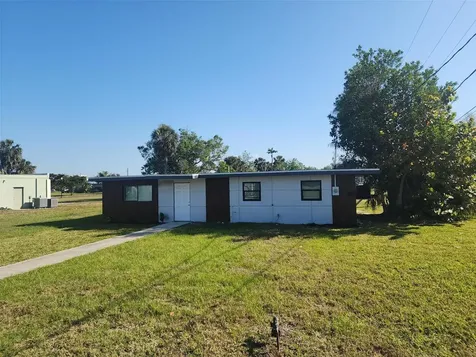 404 Hargreaves Avenue Punta Gorda FL 33950