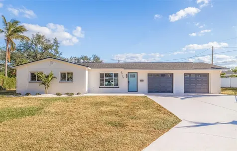 3908 Wahoo Drive SE St Petersburg FL 33705