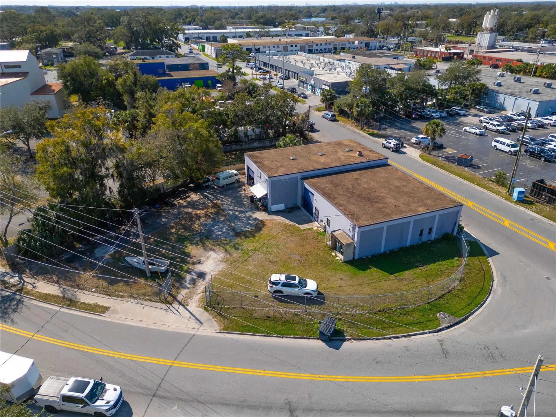 41 N Dollins Avenue Orlando FL 32805