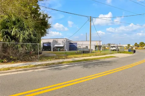 41 N Dollins Avenue Orlando FL 32805