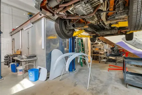 41 N Dollins Avenue Orlando FL 32805